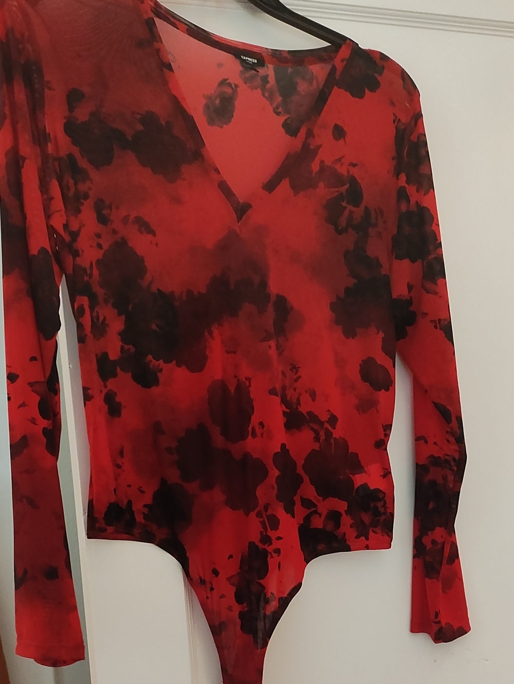 Express Red & Black Floral V-Neck Long-Sleeve Bodysuit